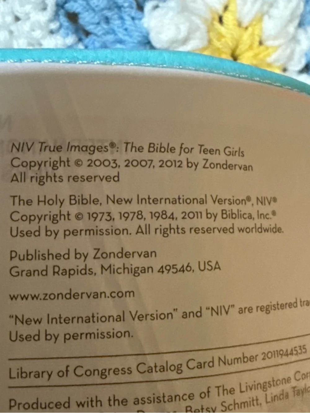 NIV True Images Bible for Teen Girls - Zondervan Publishers 2012